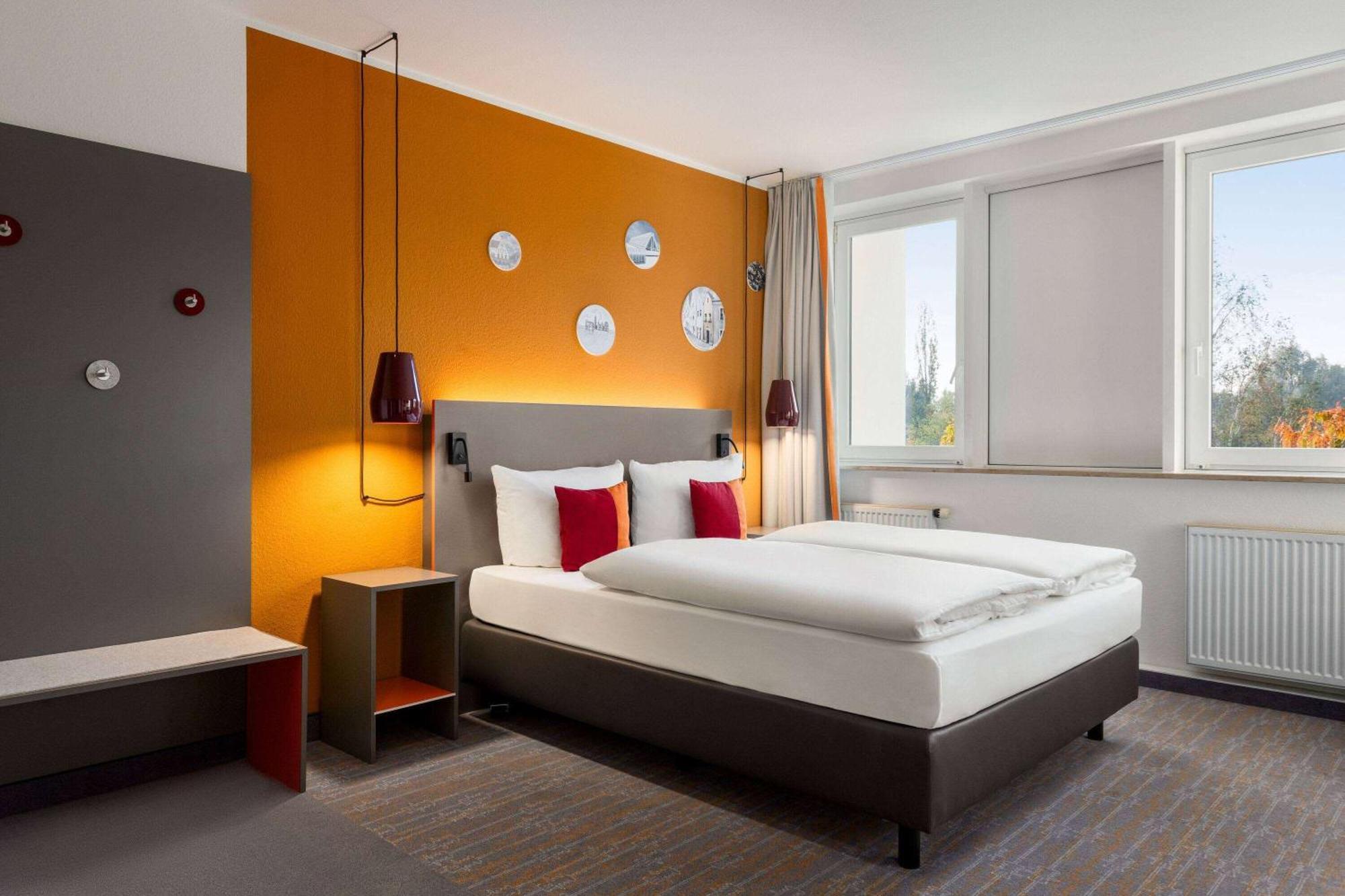 מלון Vienna House Easy By Wyndham אמברג מראה חיצוני תמונה